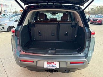 2026 Nissan Pathfinder Platinum