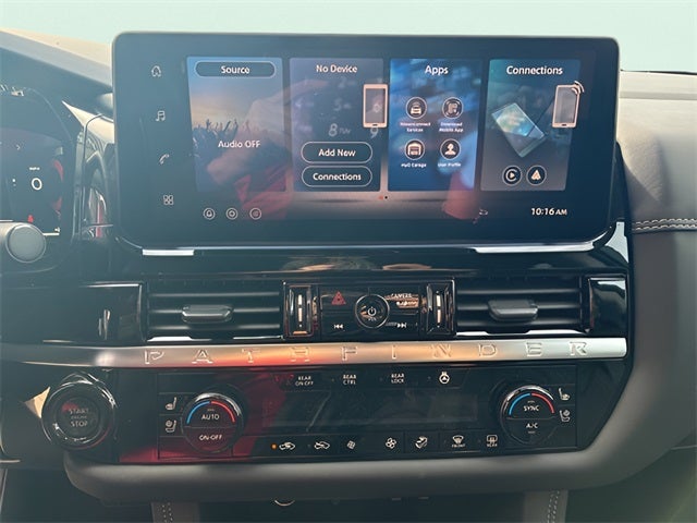 2026 Nissan Pathfinder Platinum