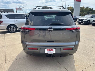 2026 Nissan Pathfinder Platinum