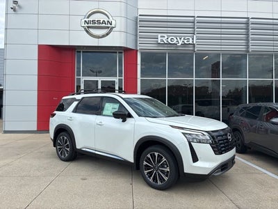 2026 Nissan Pathfinder Platinum