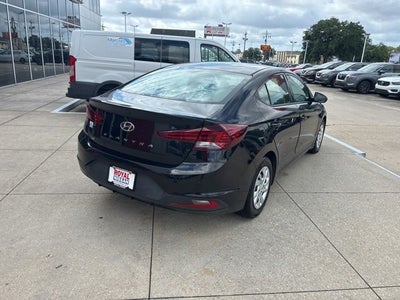 2020 Hyundai Elantra SE