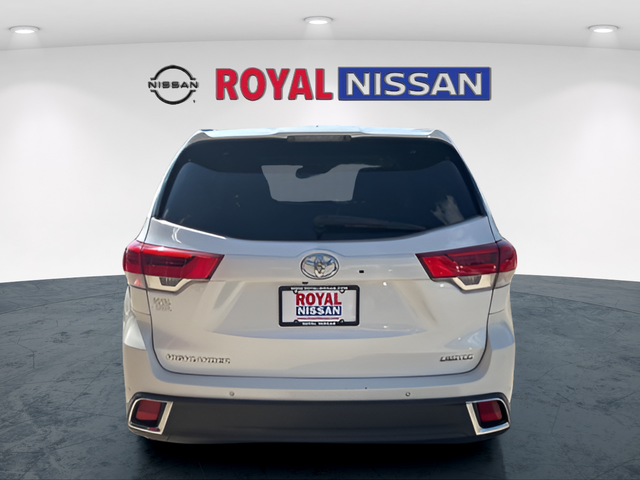 2017 Toyota Highlander Limited