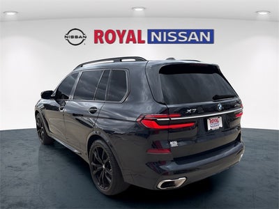 2023 BMW X7 xDrive40i