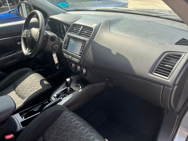 2025 Mitsubishi Outlander Sport 2.0 ES