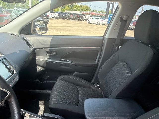 2025 Mitsubishi Outlander Sport 2.0 ES