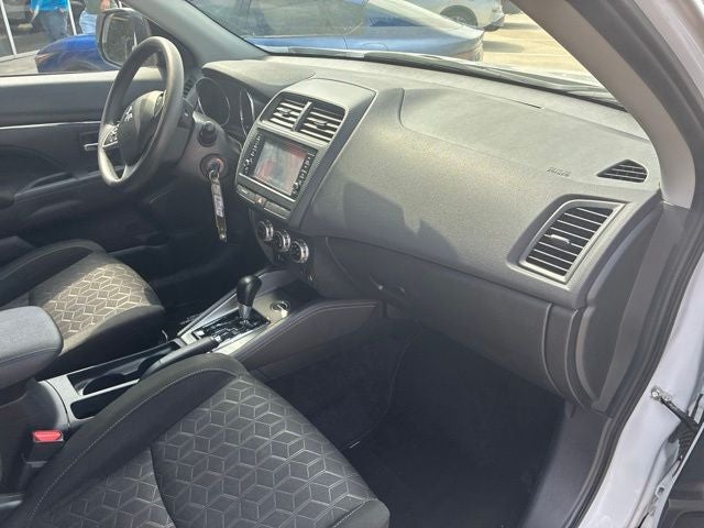 2025 Mitsubishi Outlander Sport 2.0 ES