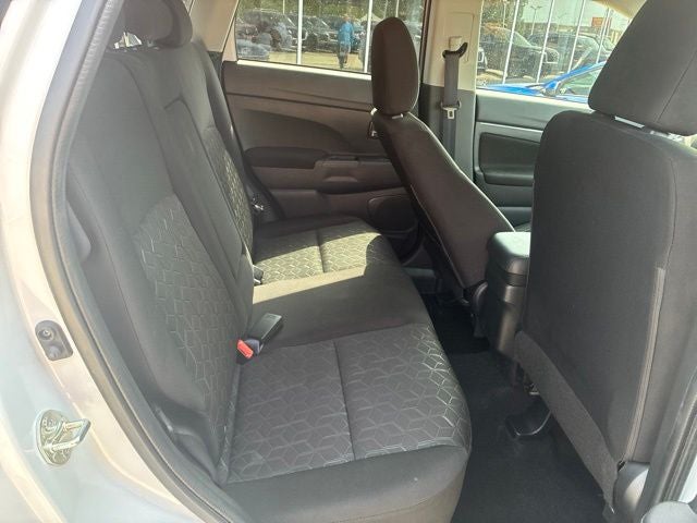 2025 Mitsubishi Outlander Sport 2.0 ES