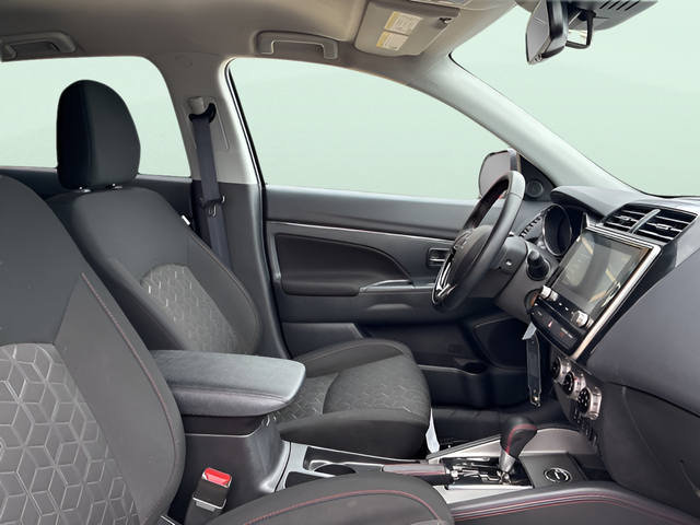 2025 Mitsubishi Outlander Sport 2.0 ES