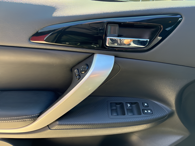 2025 Mitsubishi Eclipse Cross SE