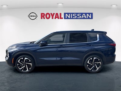 2024 Mitsubishi Outlander SE