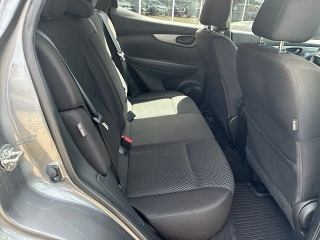2022 Nissan Rogue Sport S