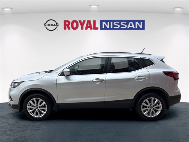 2022 Nissan Rogue Sport SV
