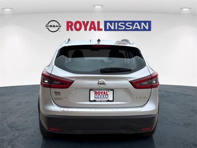 2022 Nissan Rogue Sport SV