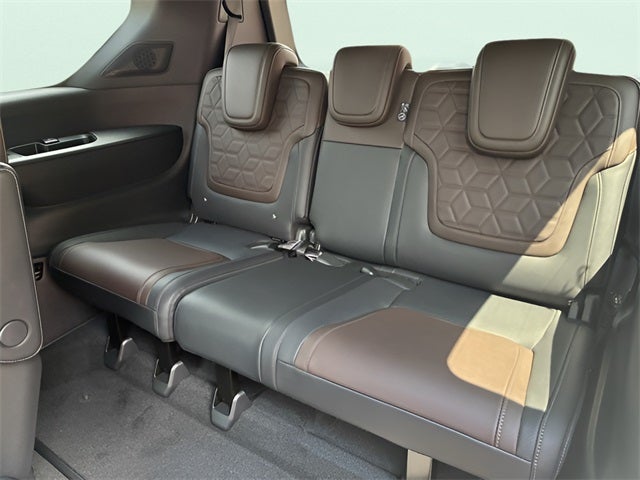 2025 Nissan Armada Platinum