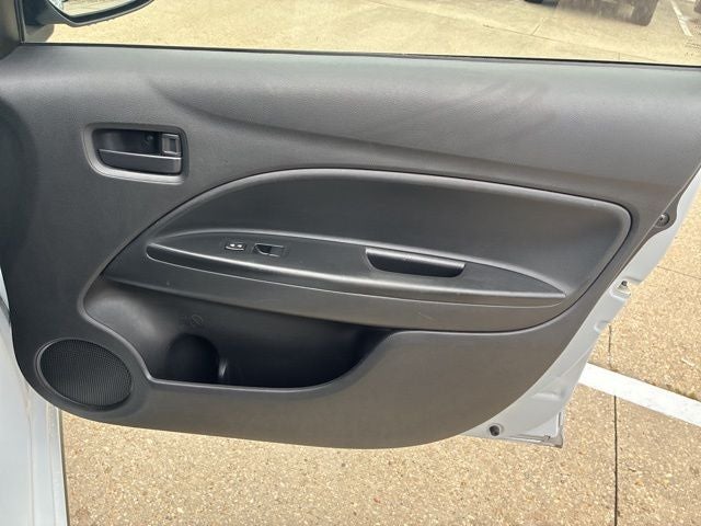 2021 Mitsubishi Mirage ES