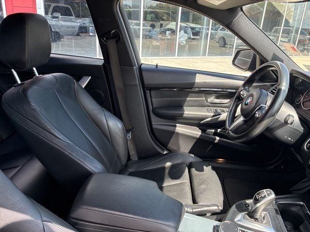 2017 BMW 3 Series 330i xDrive