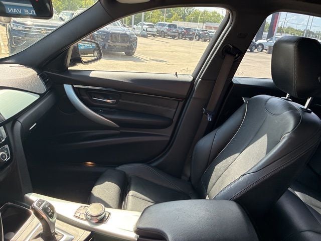 2017 BMW 3 Series 330i xDrive