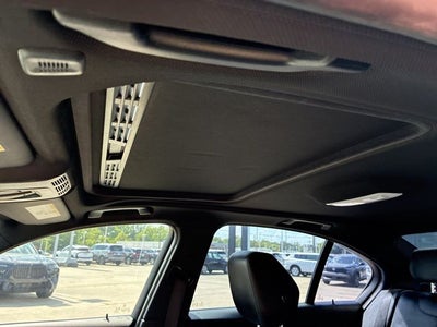 2017 BMW 3 Series 330i xDrive