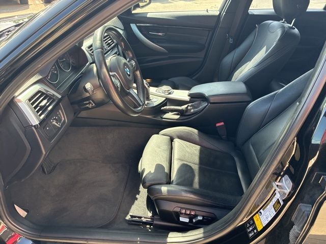 2017 BMW 3 Series 330i xDrive