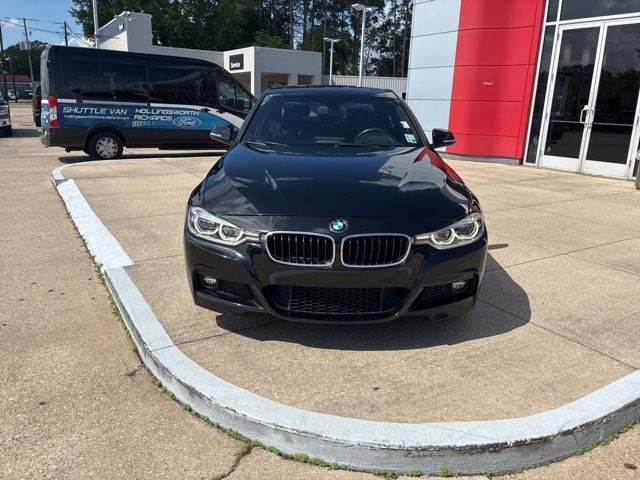 2017 BMW 3 Series 330i xDrive