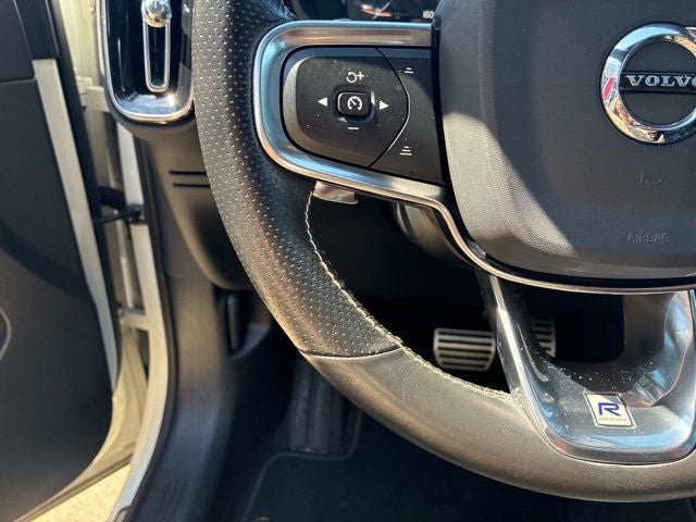2020 Volvo XC40 R-Design