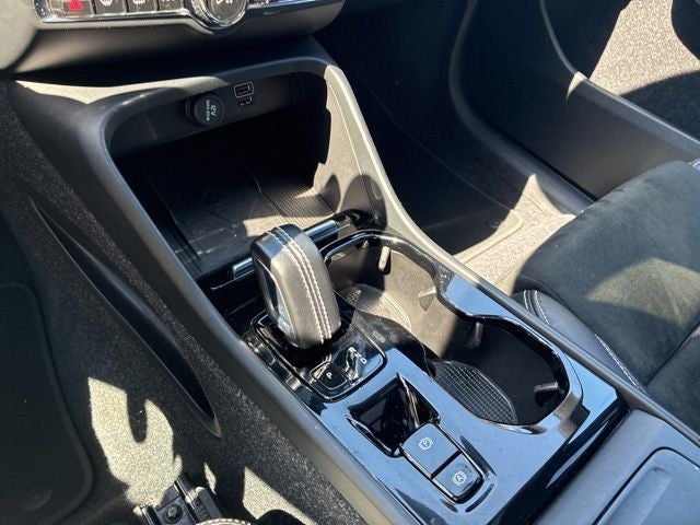 2020 Volvo XC40 R-Design