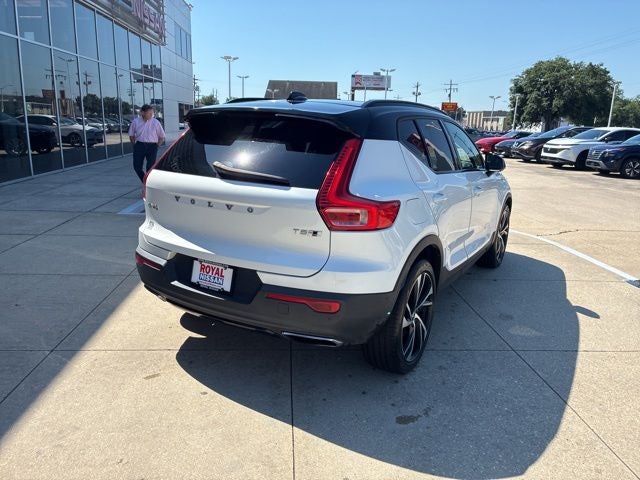 2020 Volvo XC40 R-Design